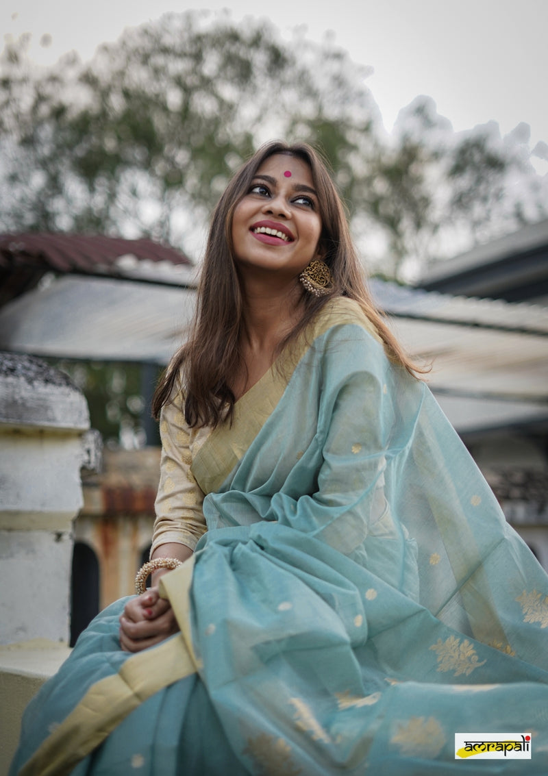 Pin by Venkata Naga on saree | Saree models, Stylish sarees, Saree poses