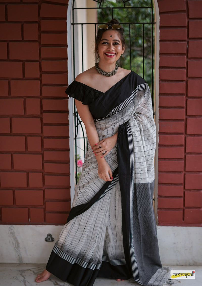 Handloom Pure Cotton with Kantha Inspired Weave – Amrapali Boutique